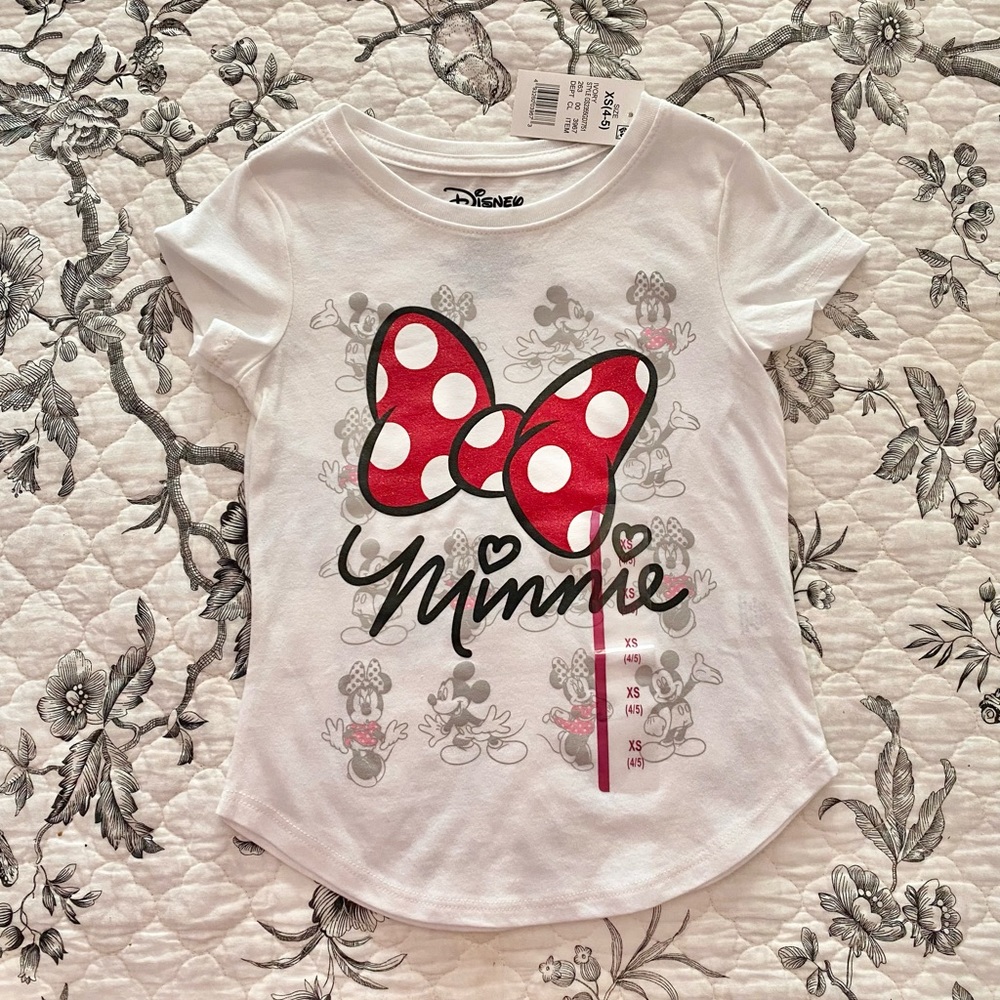 NWT - Disney Minnie Mouse T-Shirt